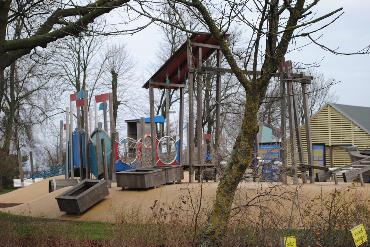 Fewo Strandstrasse - Fuehrt Auf Die Schoene Ostsee-Seebruecke Kühlungsborn Zewnętrze zdjęcie